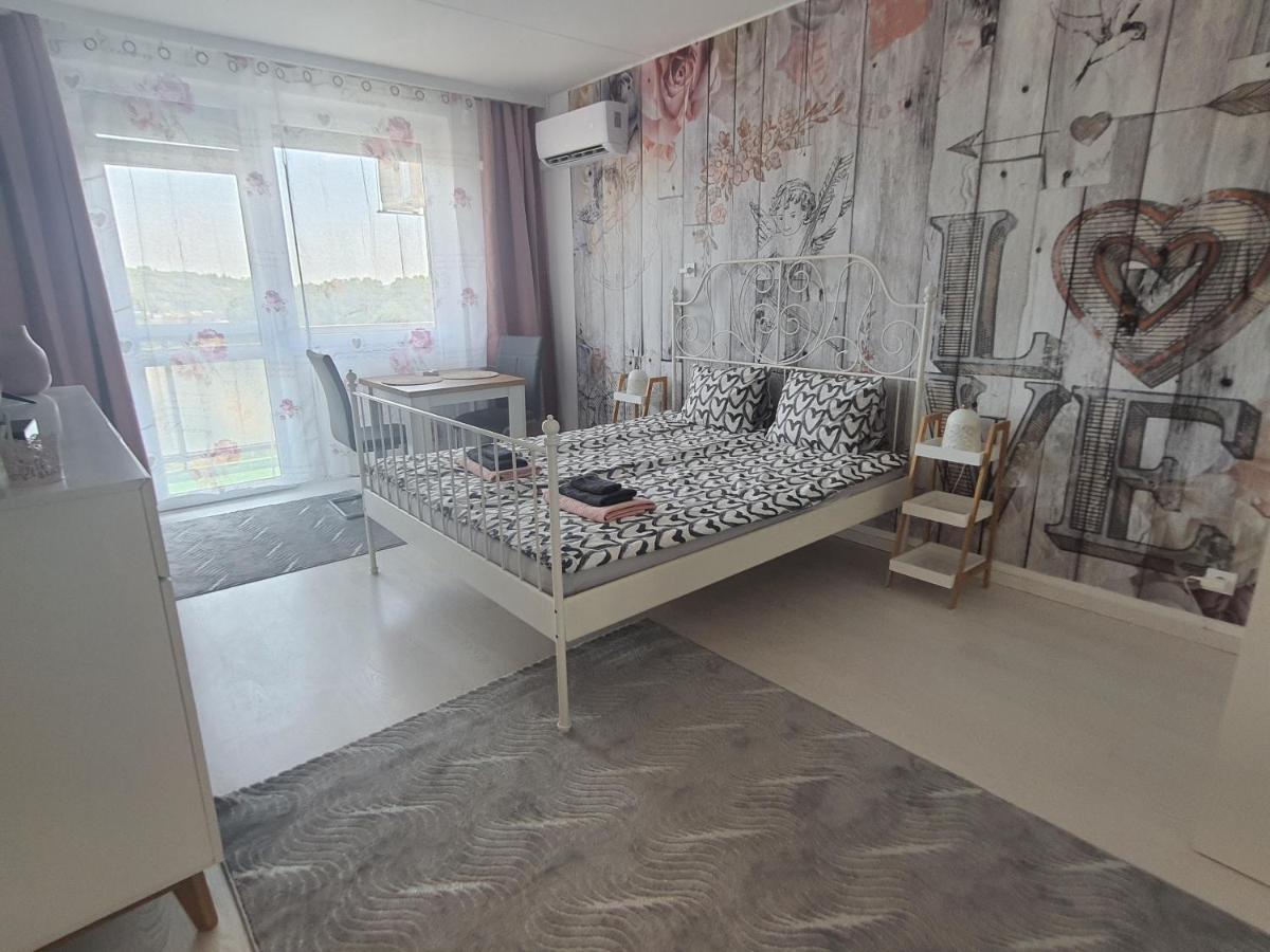 Hegyalja Apartman Miskolc Kültér fotó
