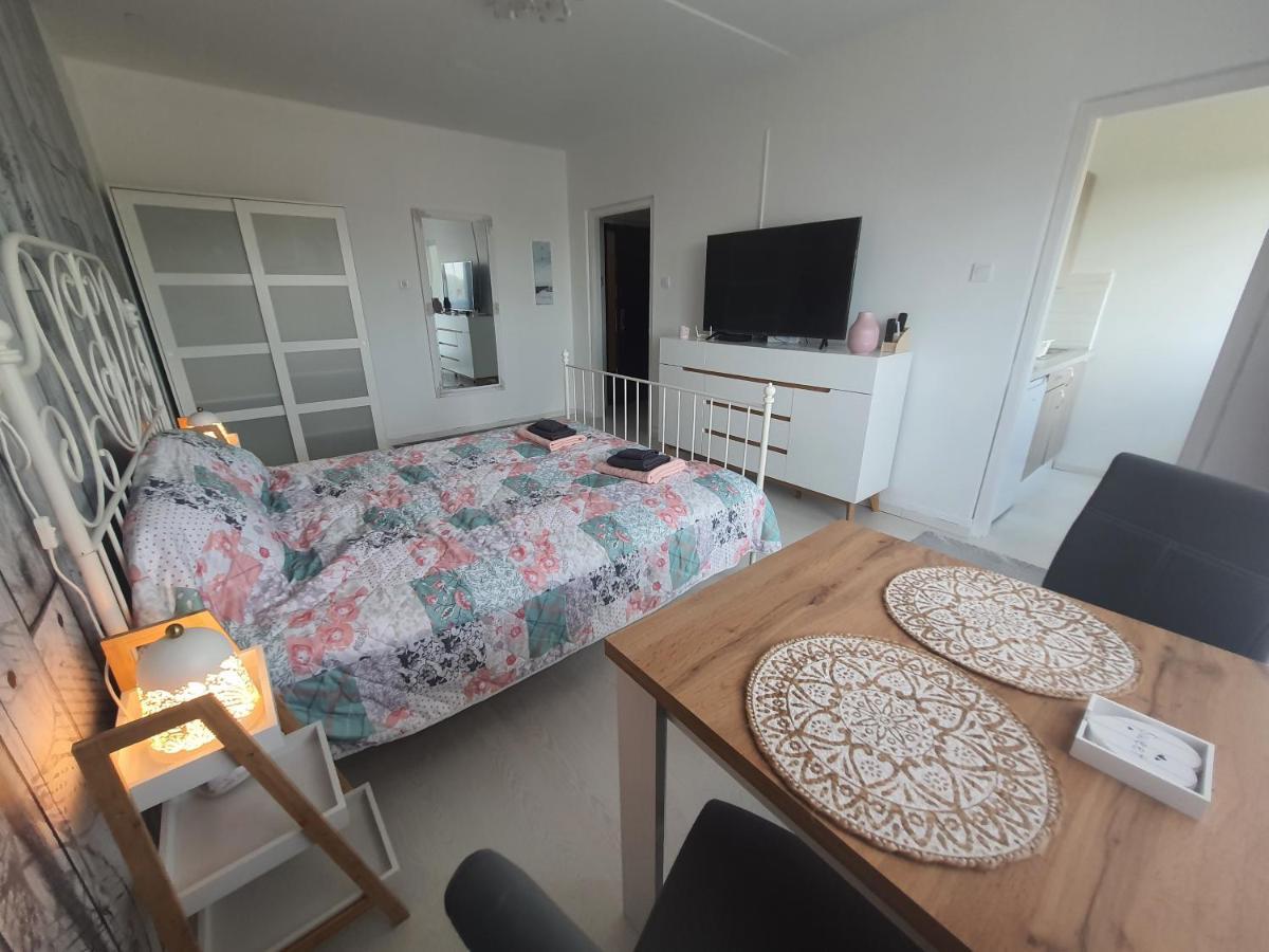 Hegyalja Apartman Miskolc Kültér fotó